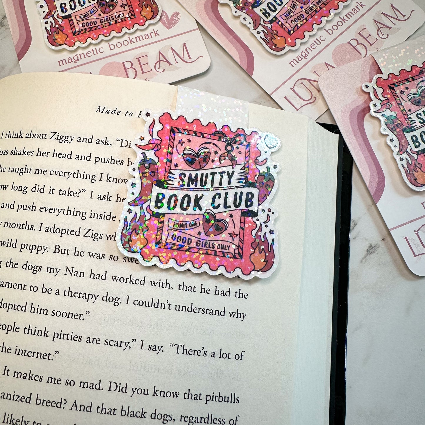 Smutty Book Club Magnetic Bookmark
