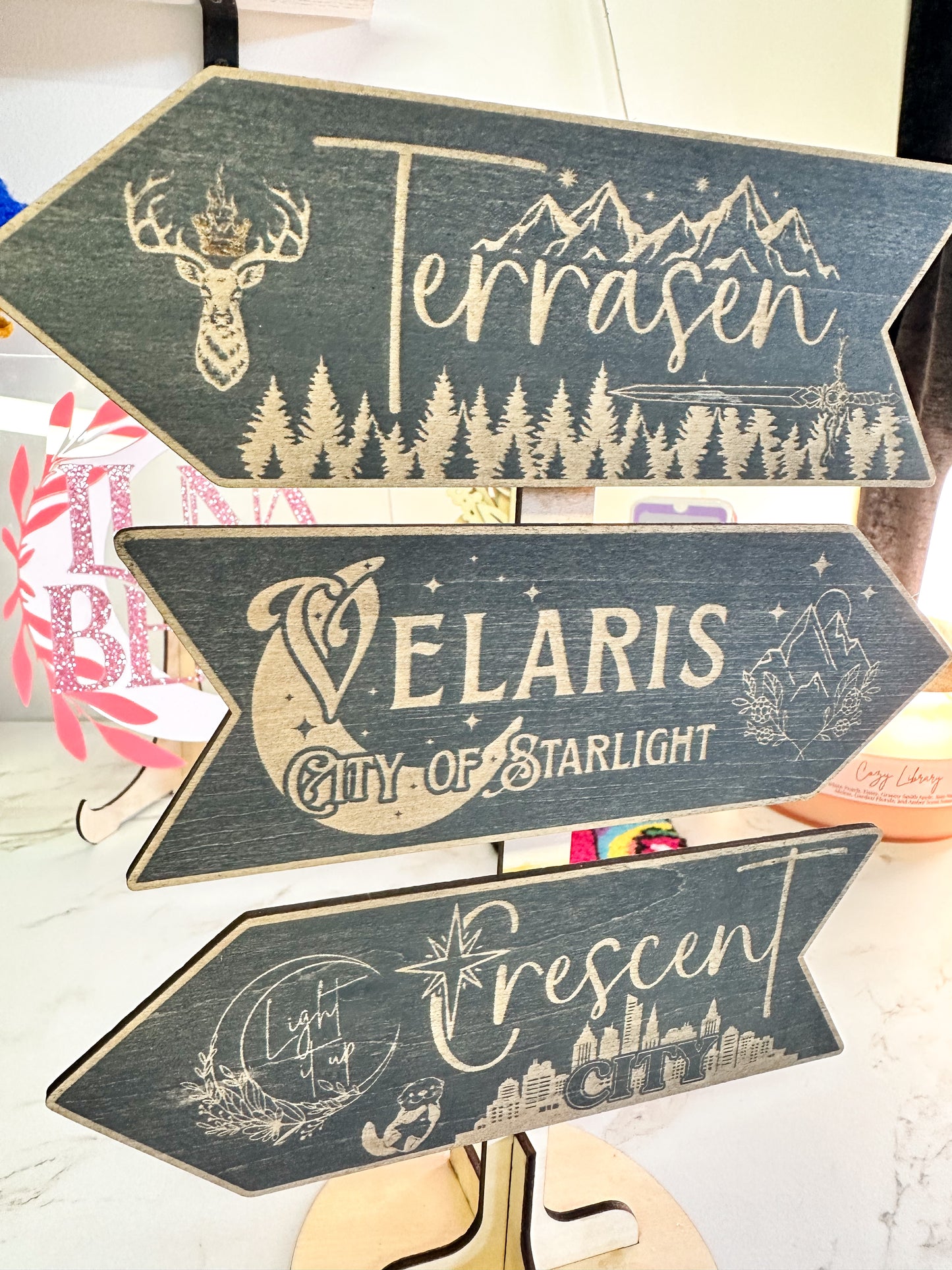 Sarah J Maas - Library Sign Post