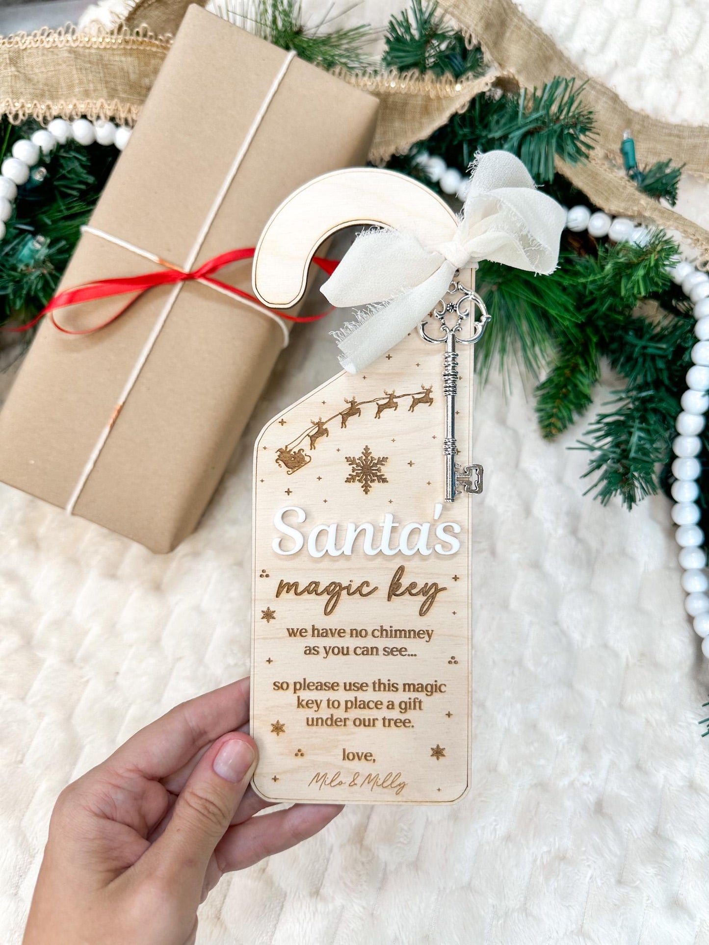 Santa's Magic Key Door Hanger