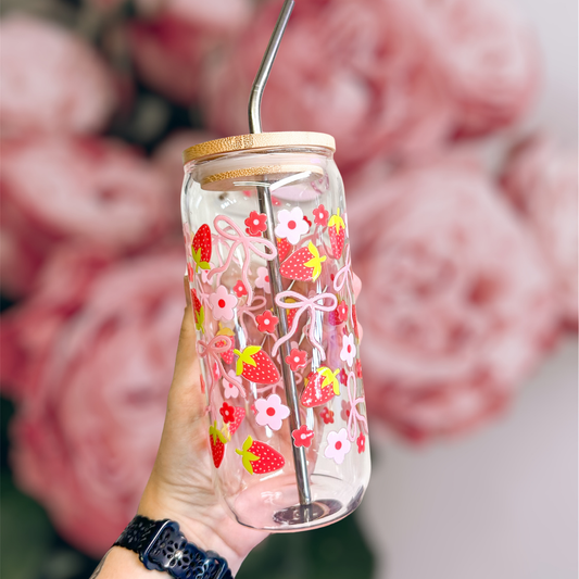 20oz Strawberry & Bow Glass Cup