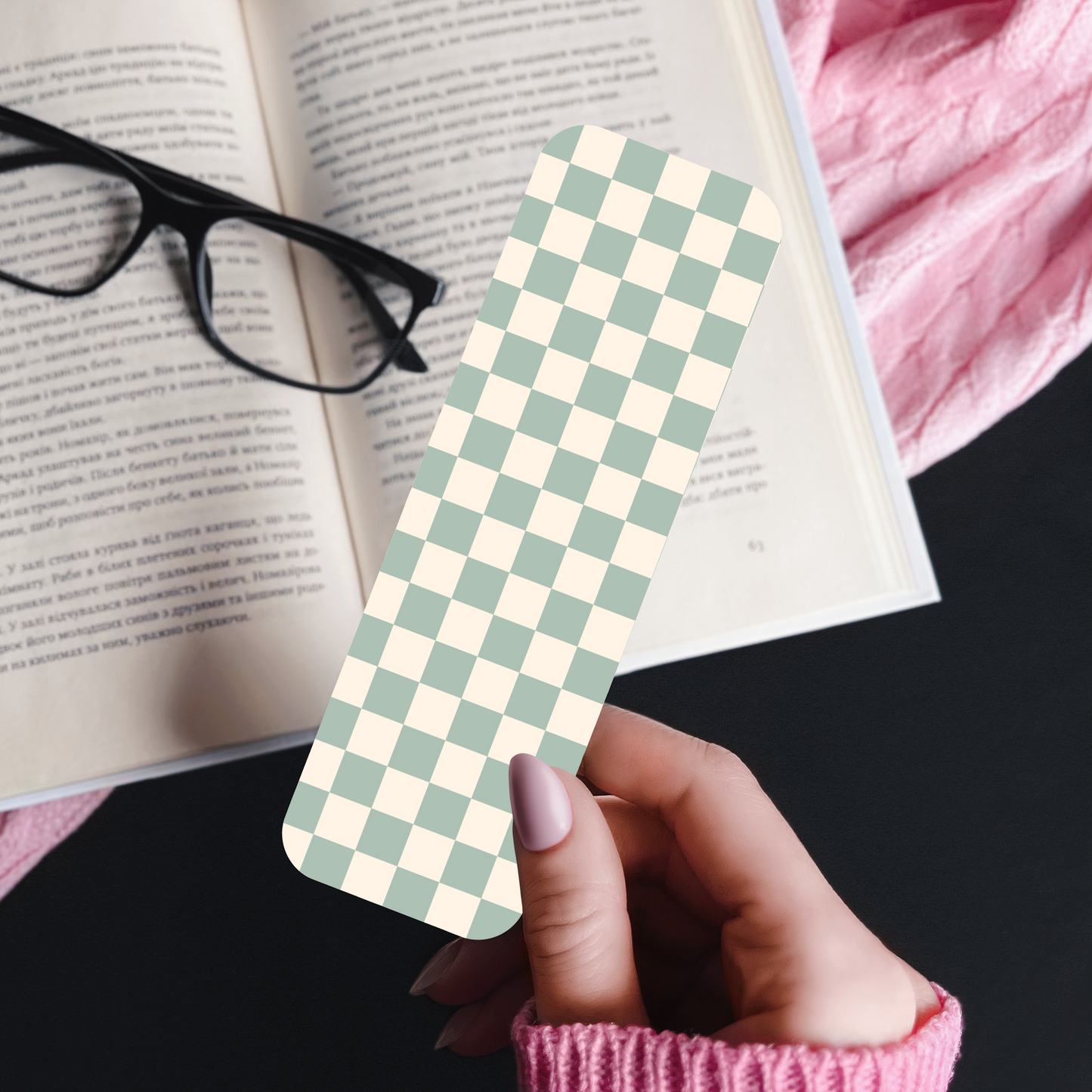 Gingham Pattern Bookmark